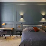 Luxurious Flat In City Center