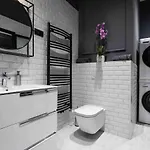 Luxurious Flat In City Center