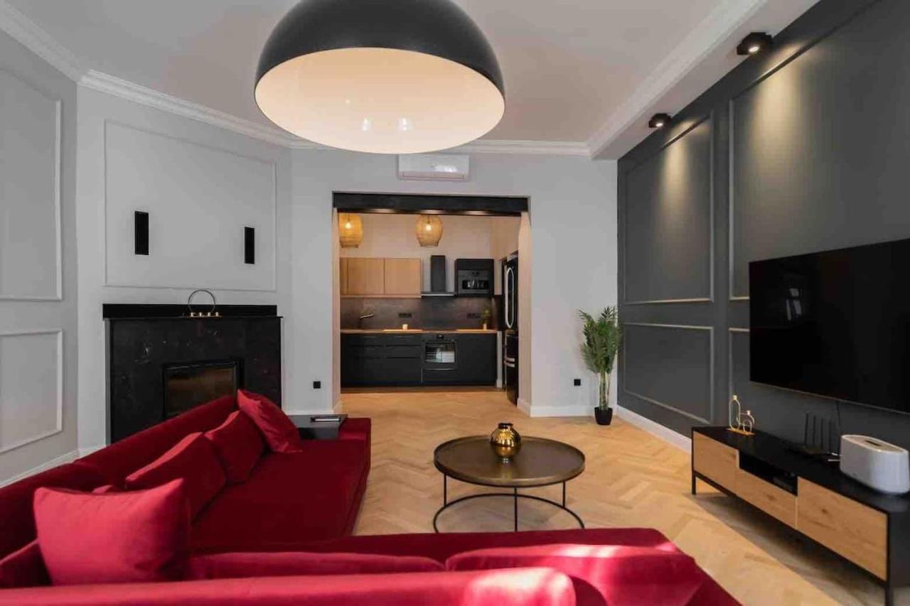 Appartamento Luxurious Flat In Center